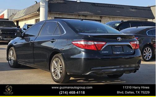 Midnight Black Metallic 2016 Toyota Camry SE