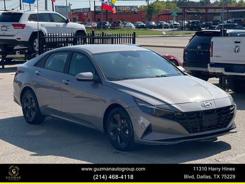 2022 Hyundai ELANTRA SEL