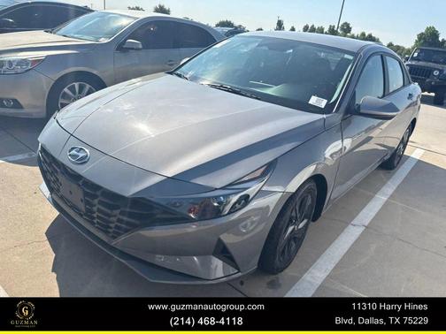 2022 Hyundai ELANTRA SEL