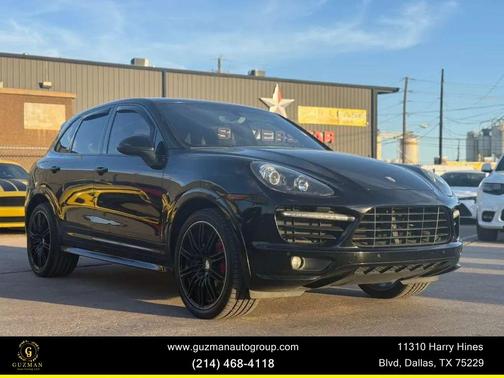 2013 Porsche Cayenne GTS