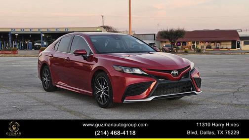 2022 Toyota Camry SE