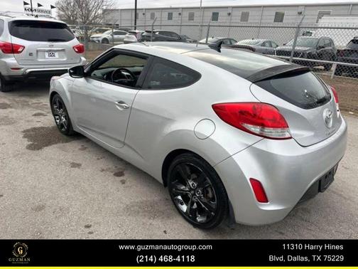 2016 Hyundai Veloster Base