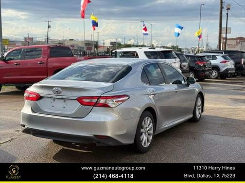 2018 Toyota Camry LE