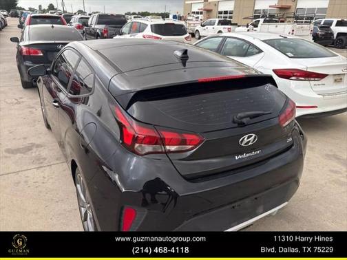 2020 Hyundai Veloster 2