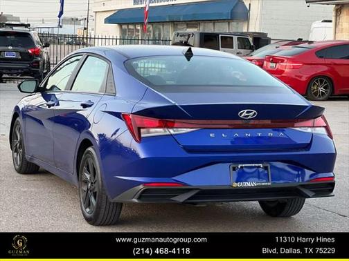 2022 Hyundai ELANTRA SEL