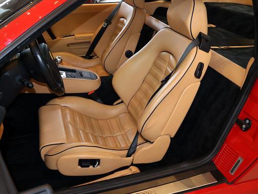 Rosso Corsa 2000 Ferrari 550 Maranello Base