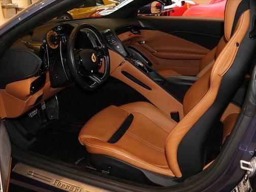 2021 Ferrari Roma Base