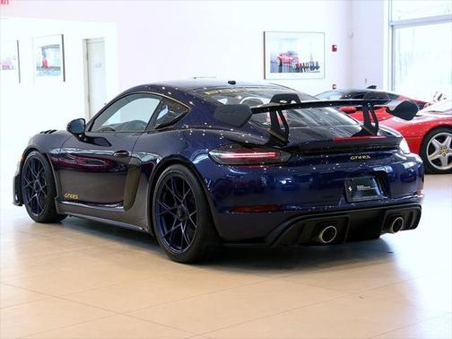 2024 Porsche 718 Cayman GT4 RS