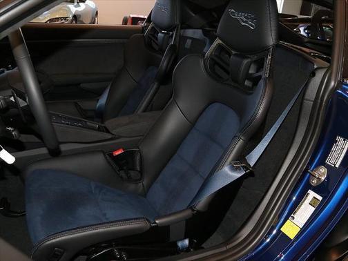 2024 Porsche 718 Cayman GT4 RS