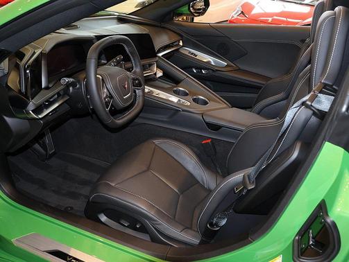 2026 Chevrolet Corvette Stingray w/1LT