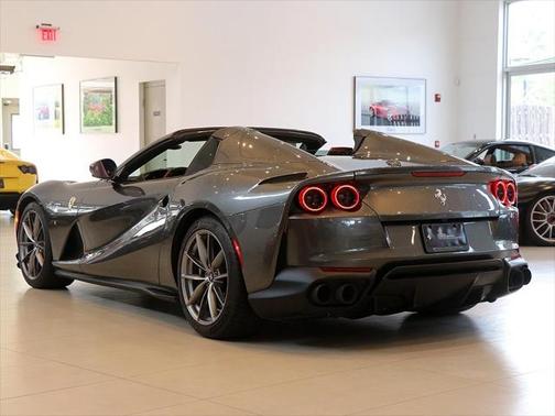 2021 Ferrari 812 GTS Base