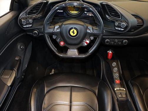 2019 Ferrari 488 Spider Base