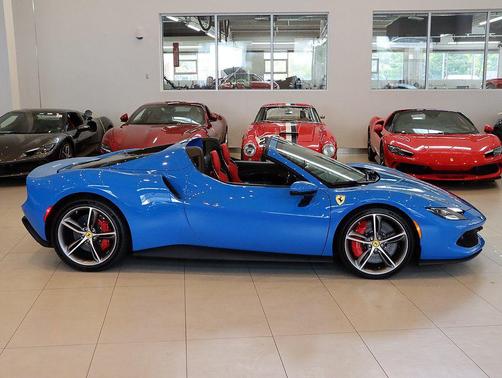 2024 Ferrari 296 GTS 