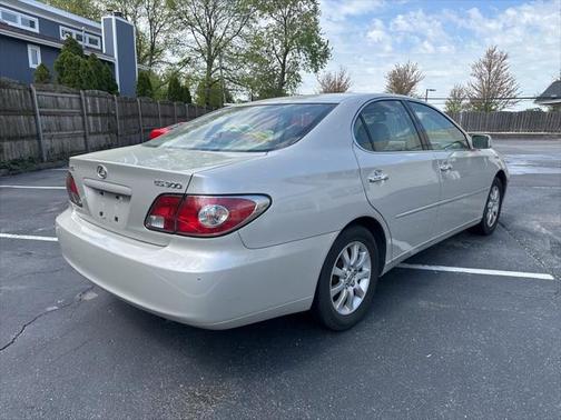 2003 Lexus ES 300 Base