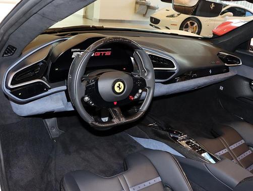 2025 Ferrari 296 GTS