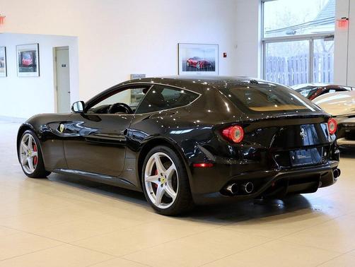 2012 Ferrari FF Base