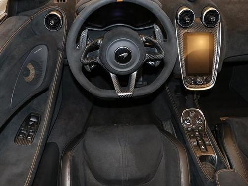 2020 McLaren 600LT Base