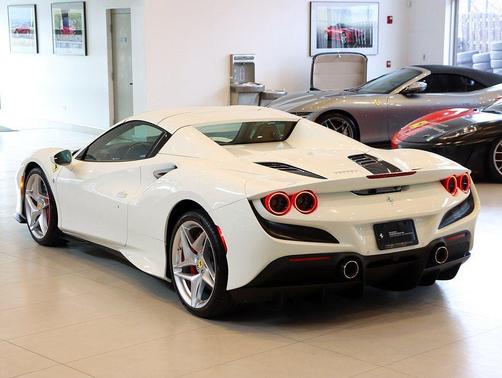 2022 Ferrari F8 Spider Base