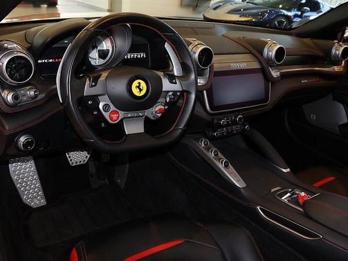 2018 Ferrari GTC4Lusso V12