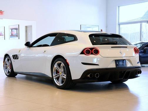 2018 Ferrari GTC4Lusso V12
