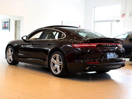 2020 Porsche Panamera Turbo
