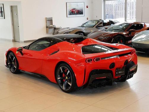 2022 Ferrari SF90 Spider Base