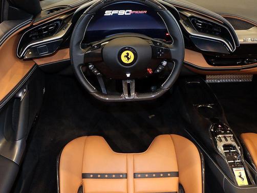 2022 Ferrari SF90 Spider 