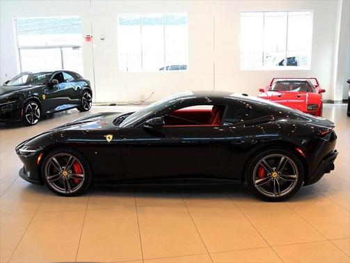 2024 Ferrari Roma Base