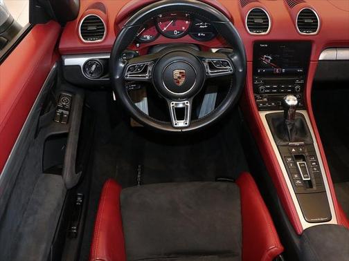 2020 Porsche 718 Spyder Base