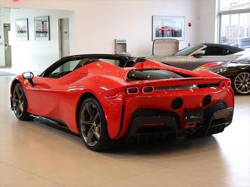 2024 Ferrari SF90 Spider Base
