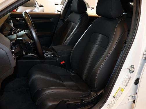 Platinum White Pearl 2022 Honda Civic Sport