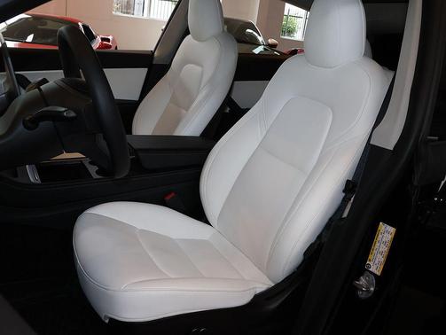 Solid Black 2022 Tesla Model Y Performance Dual Motor All-Wheel Drive