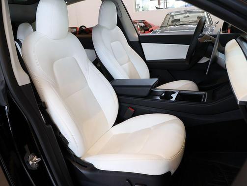 Solid Black 2022 Tesla Model Y Performance Dual Motor All-Wheel Drive