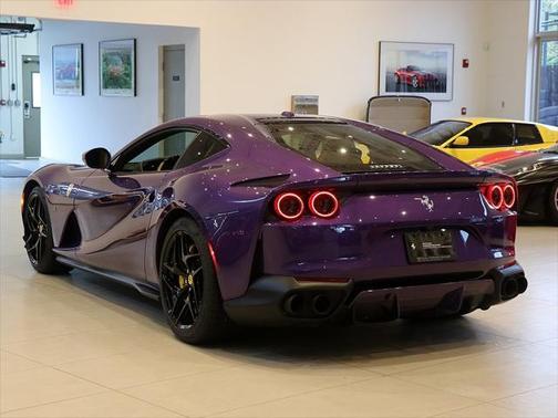 2020 Ferrari 812 Superfast Base