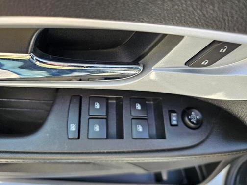 Silver 2015 Chevrolet Equinox LS