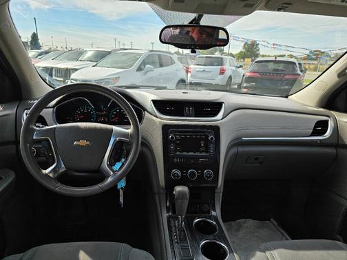 2017 Chevrolet Traverse 1LT