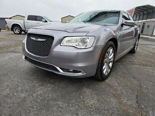 2017 Chrysler 300C Base