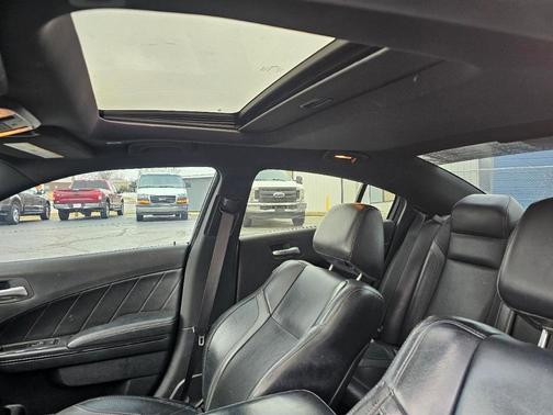 2017 Dodge Charger SXT