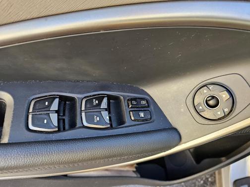 2017 Hyundai SANTA FE Limited Ultimate
