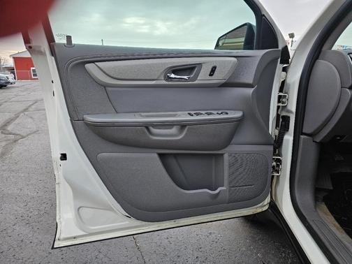 2014 Chevrolet Traverse LS