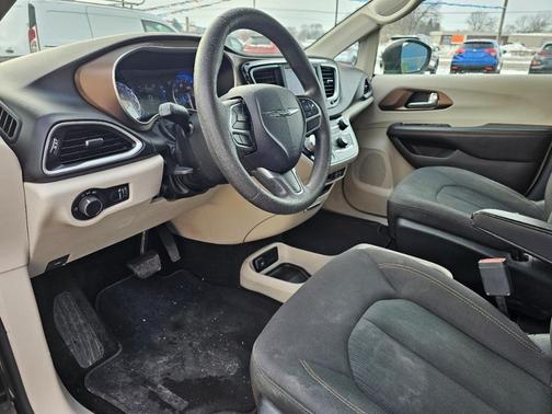 2018 Chrysler Pacifica L
