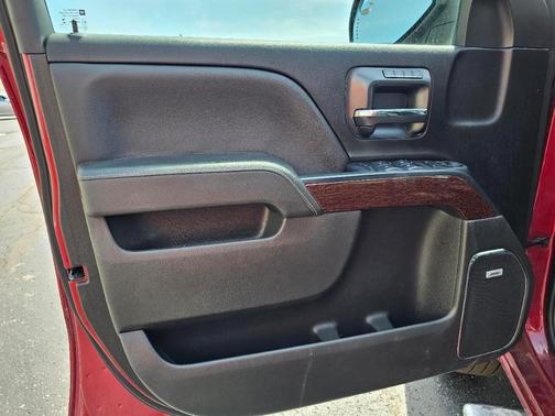 Red 2018 GMC Sierra 1500 SLT