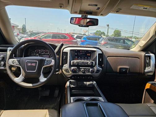 White 2014 GMC Sierra 1500 SLT
