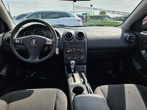 Gray 2006 Pontiac G6 Base