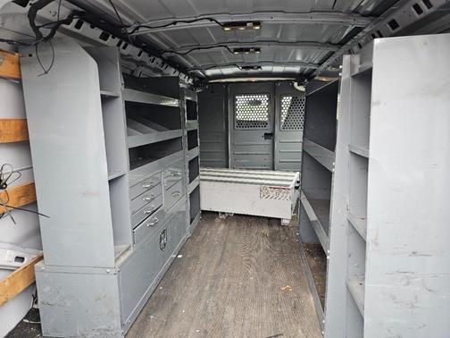 2017 GMC Savana 2500 Work Van