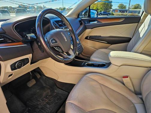 2017 Lincoln MKC Select