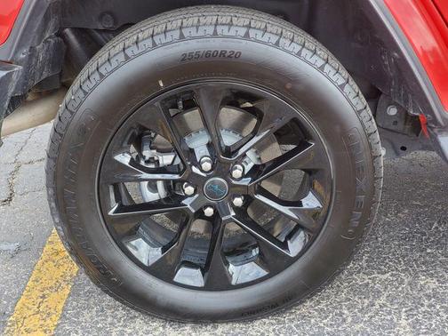 Firecracker Red Clearcoat 2025 Jeep Wrangler 4xe Sahara