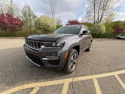2025 Jeep Grand Cherokee 4xe Base
