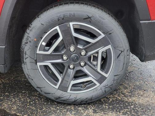 Red Hot Pearlcoat 2026 Jeep Cherokee Limited