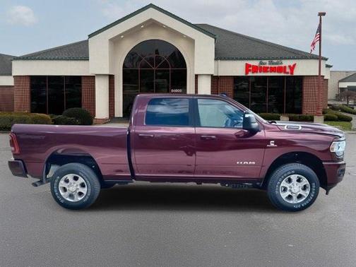 2024 RAM 2500 Big Horn Crew Cab 4x4 6'4' Box